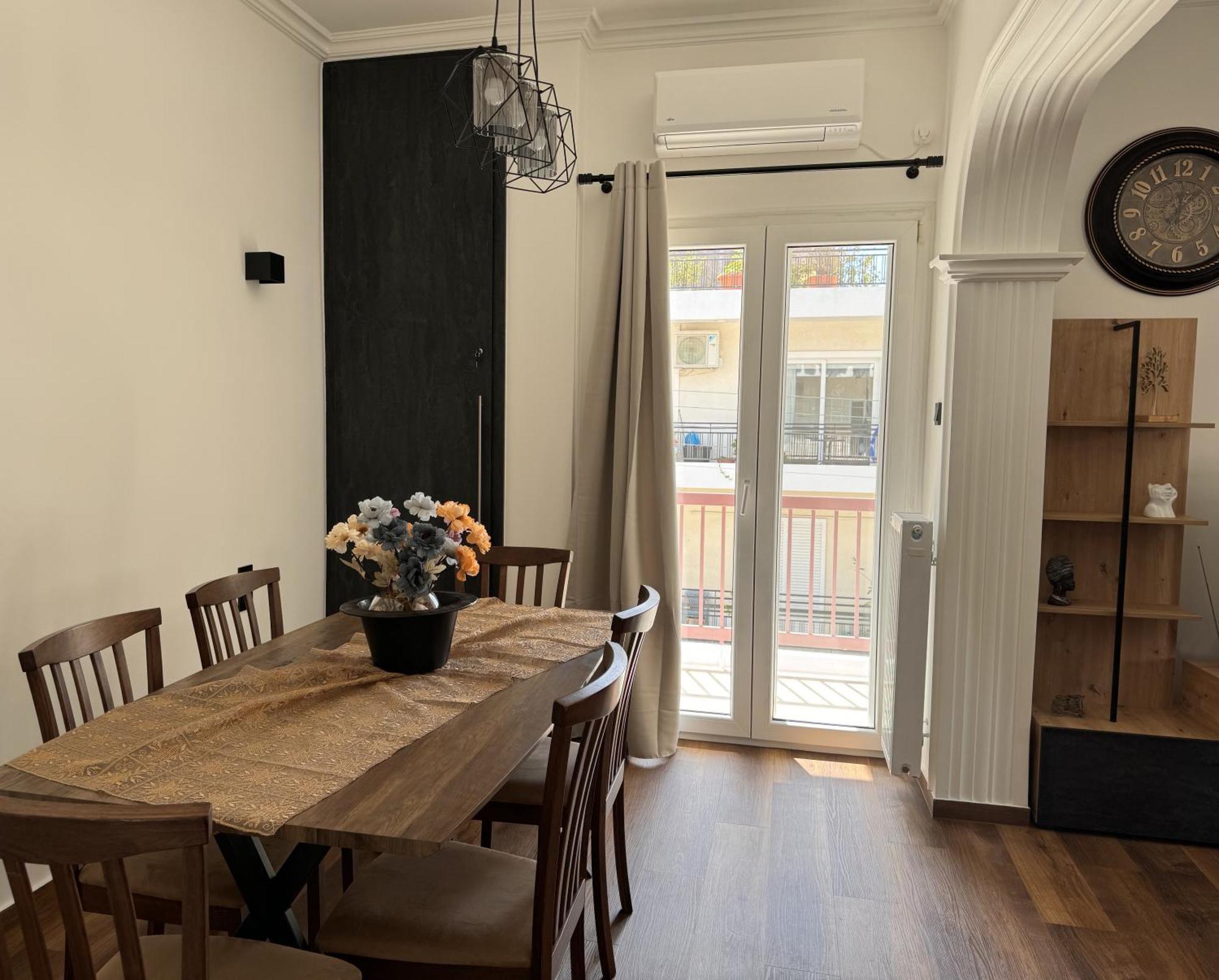 Navaro Apartments Pátra Eksteriør bilde