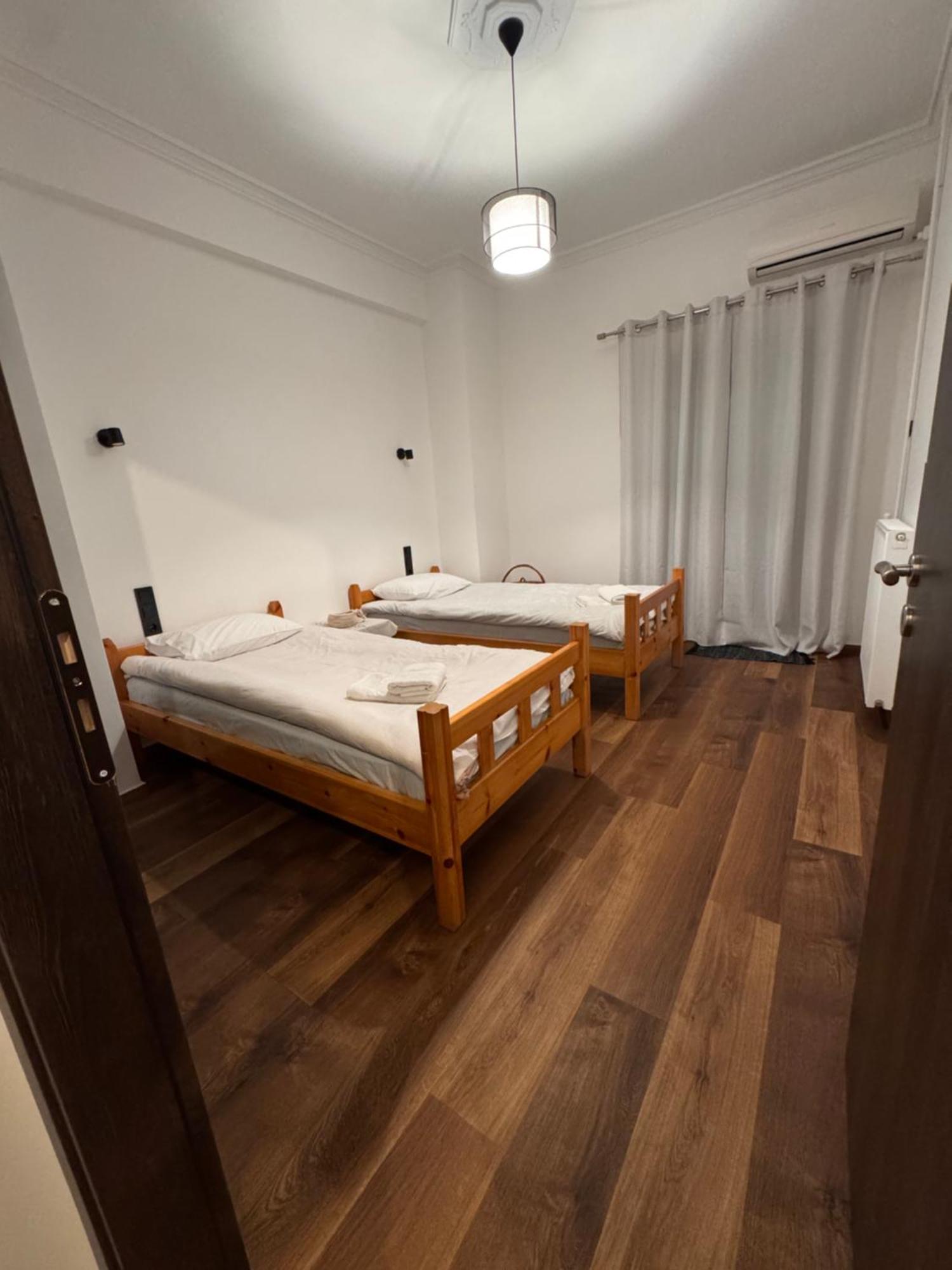 Navaro Apartments Pátra Eksteriør bilde