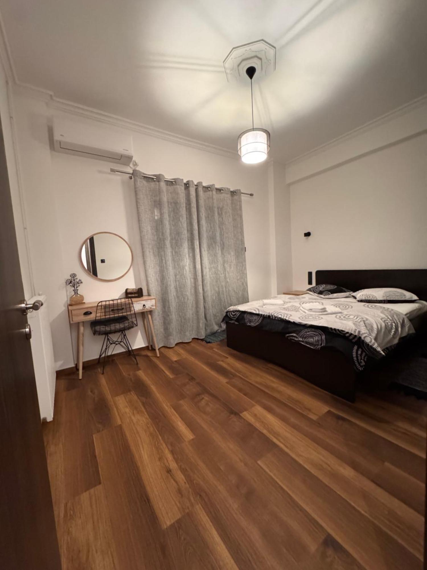 Navaro Apartments Pátra Eksteriør bilde